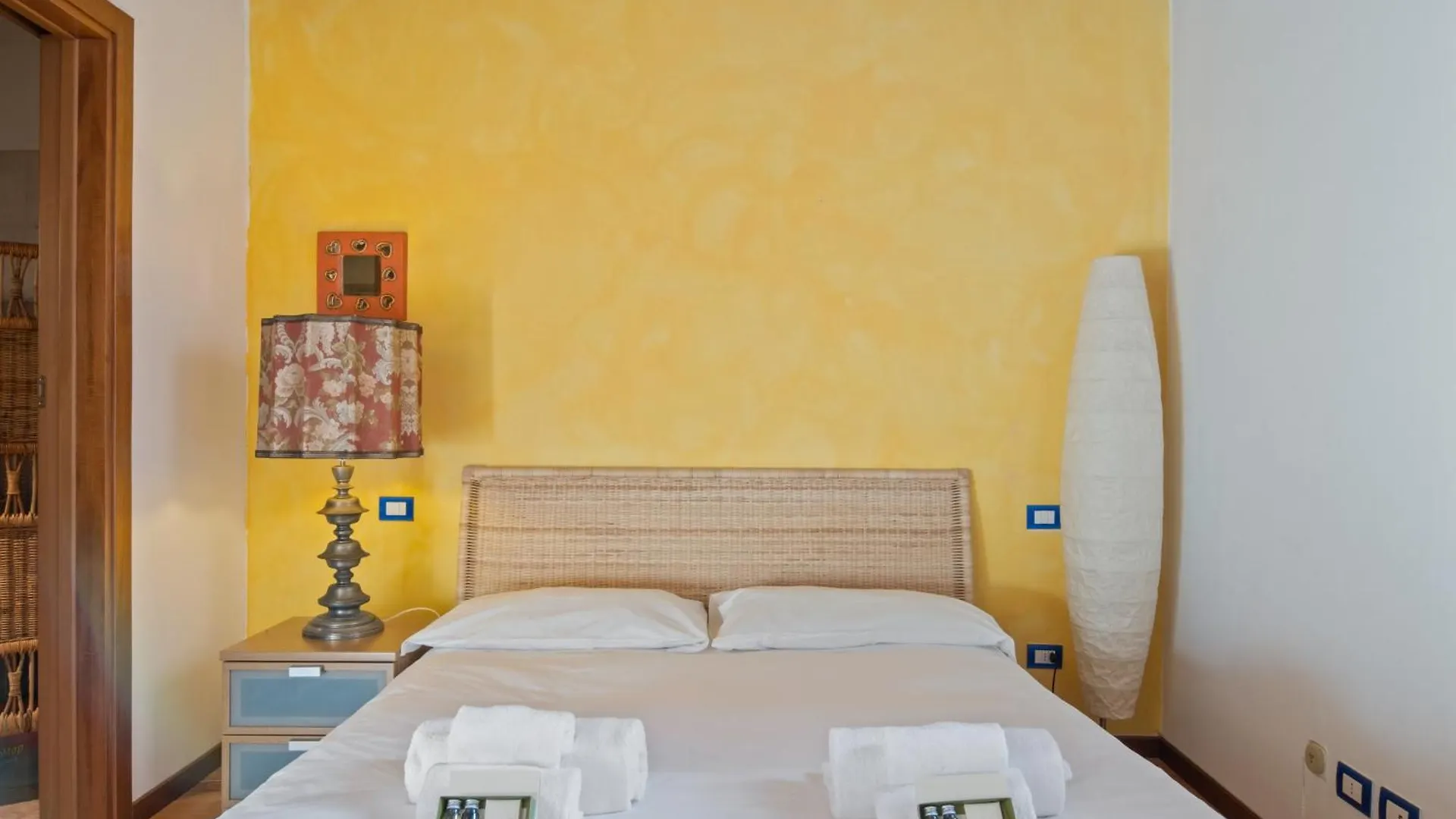 Italstay - Elegant Colorful Apartment Verona