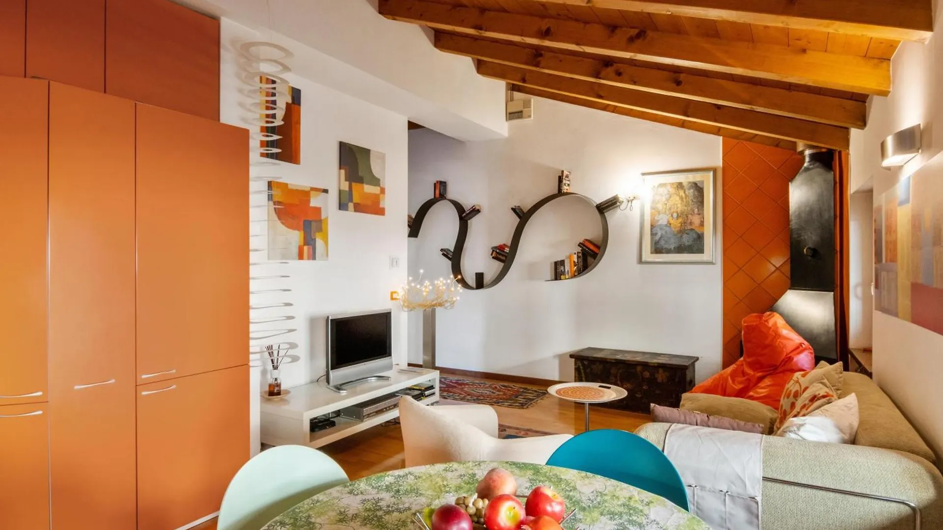 Italstay - Elegant Colorful Apartment Verona